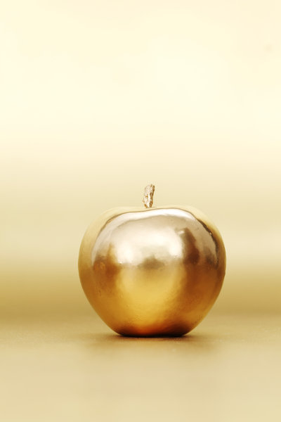is gold a permissable investment in an ira